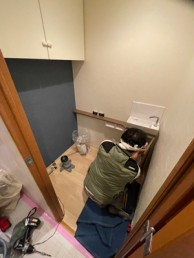 タンクのないすっきりとしたシルエットで広がりを感じる空間に 中野区K様邸 タンクのないすっきりとしたシルエットで広がりを感じる空間に 中野区K様邸